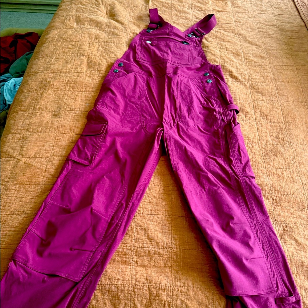 Duluth Women’s Heirloom Gardening Overalls - small 33in inseam